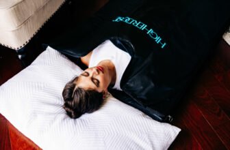 HigherDOSE Sauna Blanket Evaluate – The Fitnessista